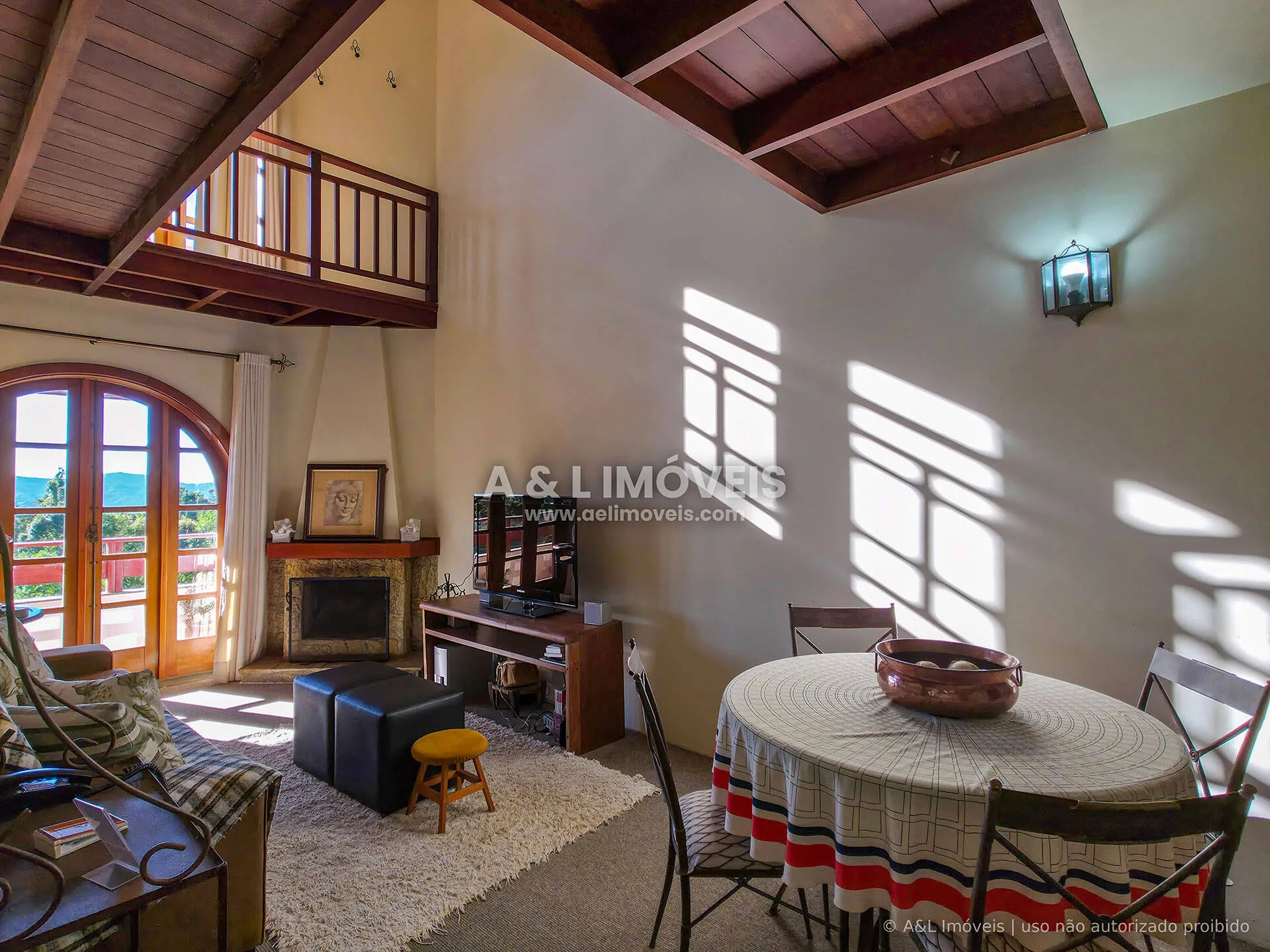 Imagem Apartamento duplex à venda | 100,21 m² | Alto do Capivari, Campos do Jordão