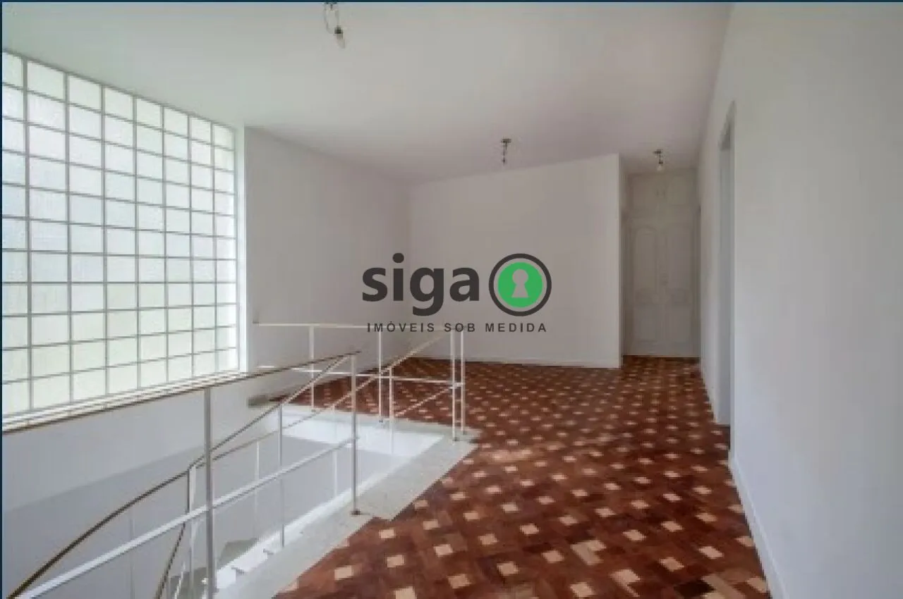 Imagem Sobrado com 3 Quartos e 3 vagas à Venda, 360 m² - Granja Julieta