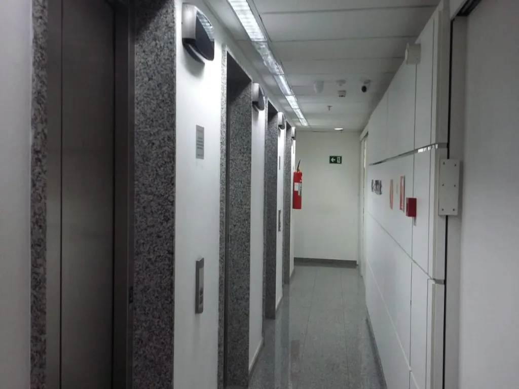 Imagem Conjunto Comercial de Excelência em Santana, São Paulo-SP com 1 Vaga de Garagem e 107m² de Área
