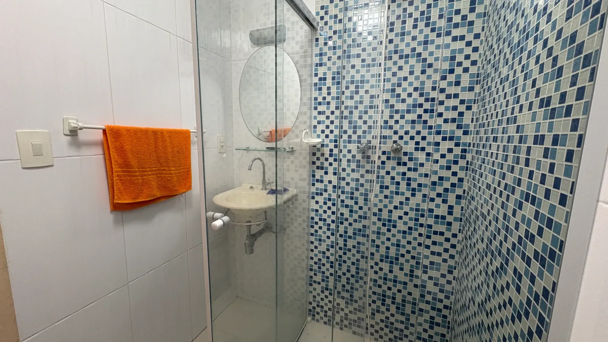 Imagem Apartamento com 2 Quartos à Venda, 70 m² em Embaré - Santos