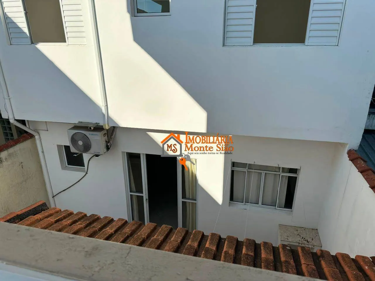 Imagem Sobrado com 5 dormitórios à venda, 221 m² por R$ 990.000 - Jardim Vila Galvão - Guarulhos/SP
