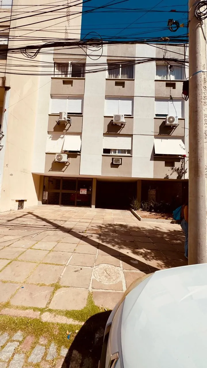 Imagem EXCELENTE APARTAMENTO À VENDA - TOTALMENTE REFORMADO E PRONTO PARA MORAR