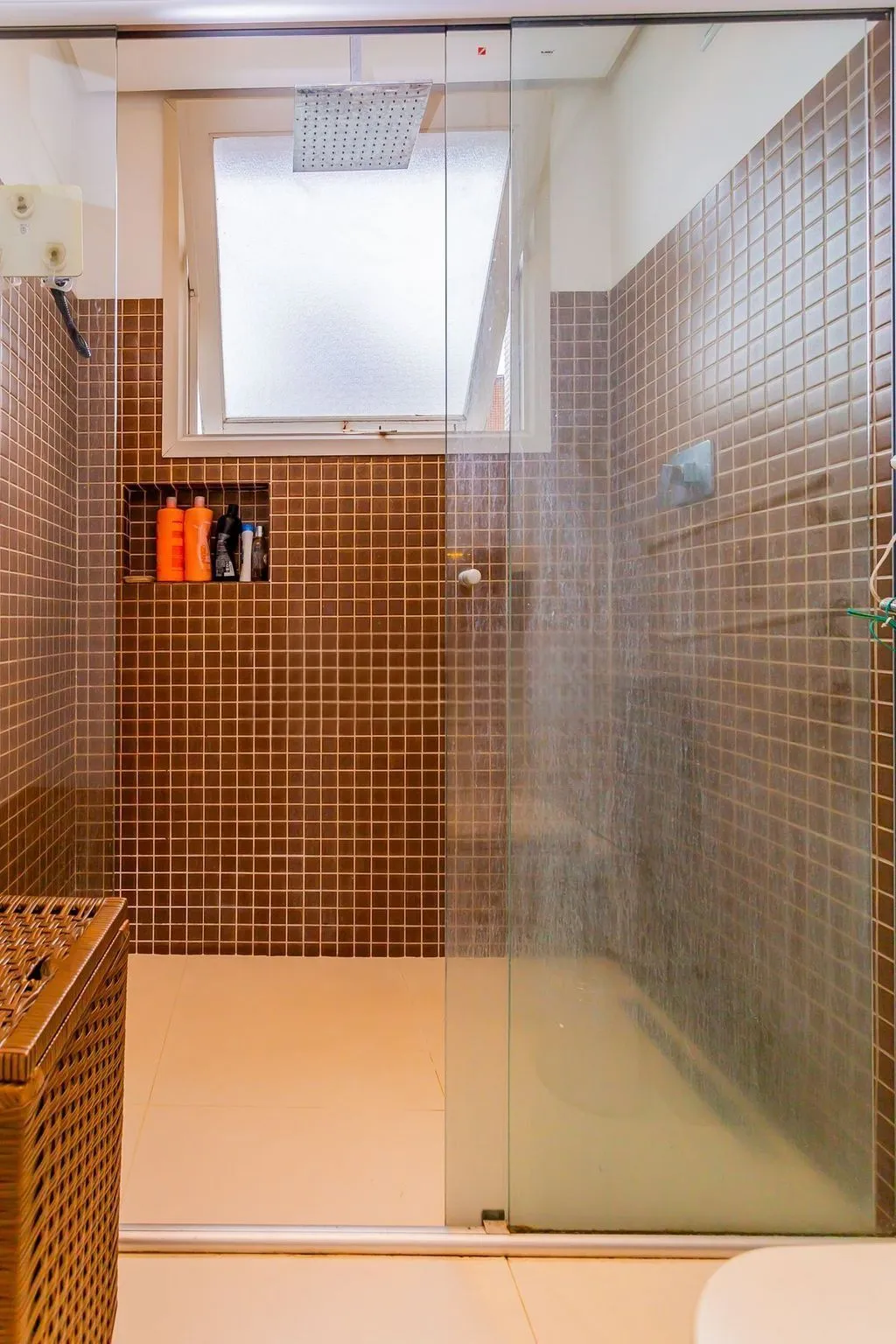 Imagem Apartamento 3 dorms à venda Rua Vinte e Quatro de Outubro, Moinhos de Vento