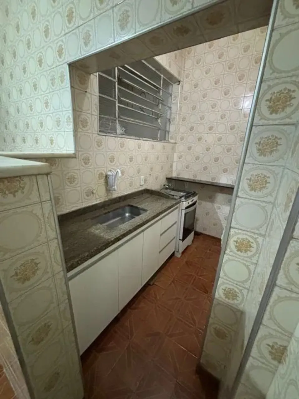Imagem Casa comercial para locação em Sorocaba-SP na Vila Trujillo: 3 quartos, 1 suíte, 1 sala, 2 banheiros, 138m² de área.