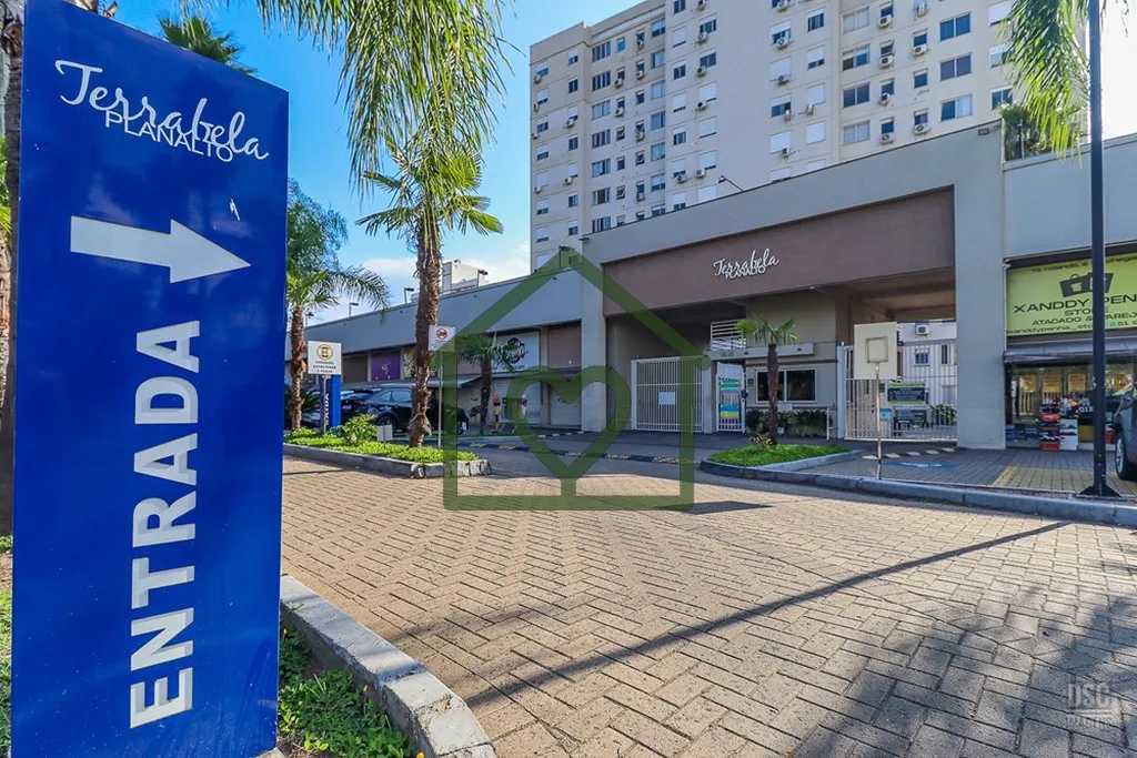 Apresentamos uma oportunidade única de adquirir um incrível apartamento no coração de Porto Aleg...