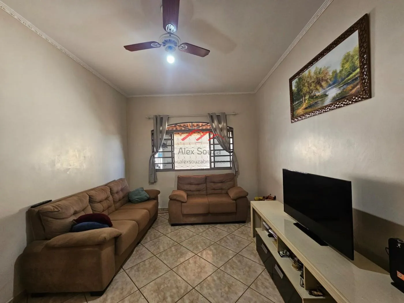 Imagem Casa para Venda em Sumaré, Jardim Maria Antonia (Nova Veneza), 3 dormitórios, 3 banheiros, 4 vagas