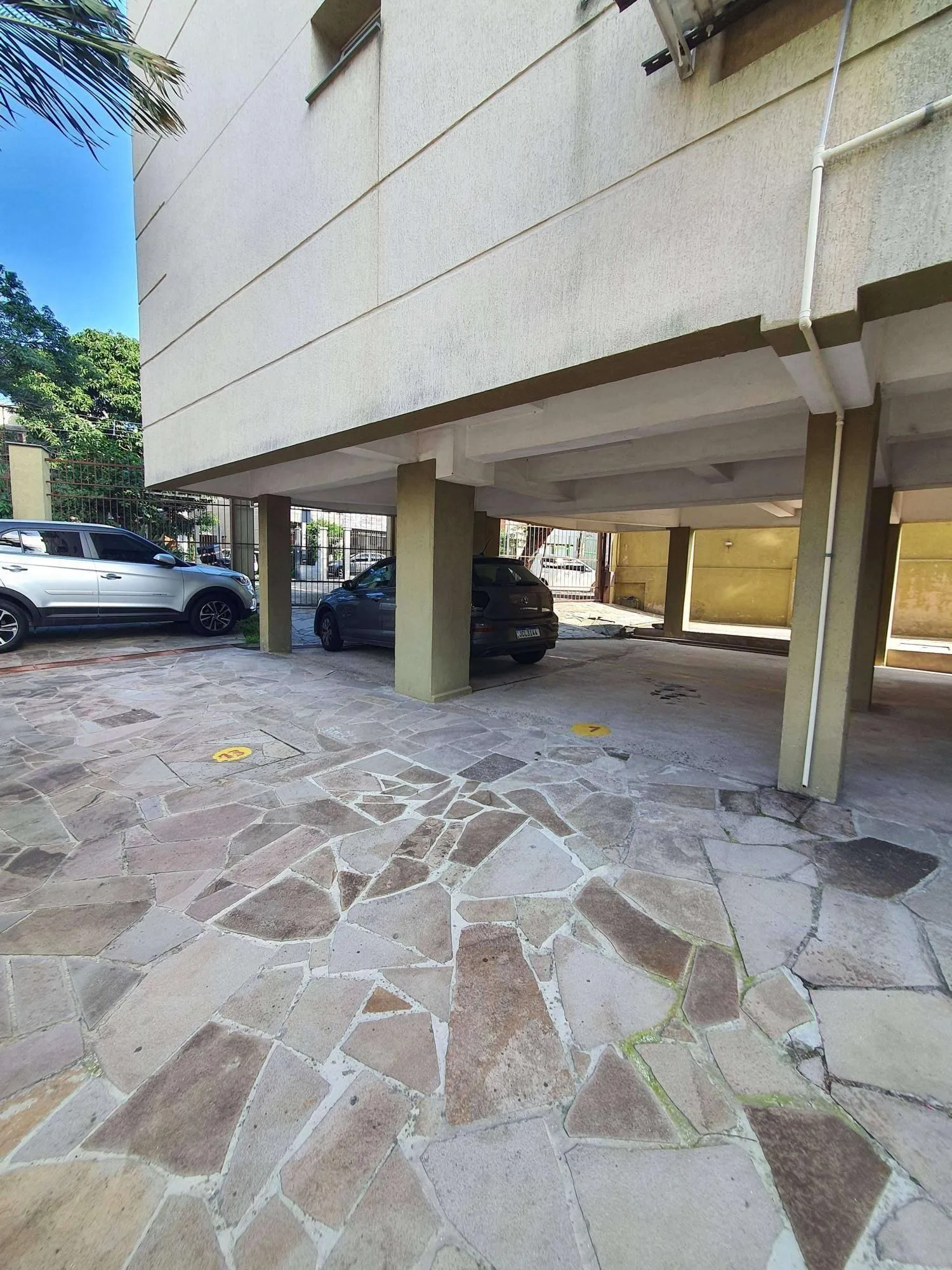 Imagem Apartamento mobiliado, pronto para morara com 2 dormitórios e 1 garagem