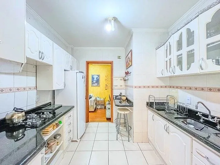 Imagem Apartamento/Elevador/2 Dorm/Sacada/Churrasqueira/Vaga Coberta/ semi-mobiliado/Jardim Itu Sabara/