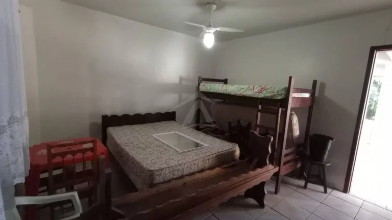 Imagem CASA COM 4 DORMITÓRIOS, ITAPEMA DO NORTE GLEBA II