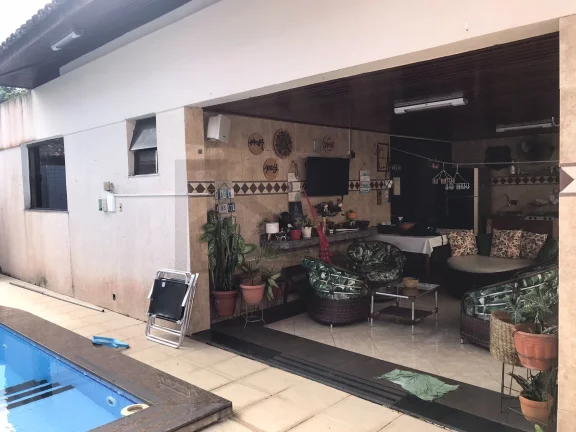 Imagem CASAL IMÓVEIS VENDE CASA DUPLEX GREENVILLE I 4 SUÍTES + PISCINA PRIVATIVA