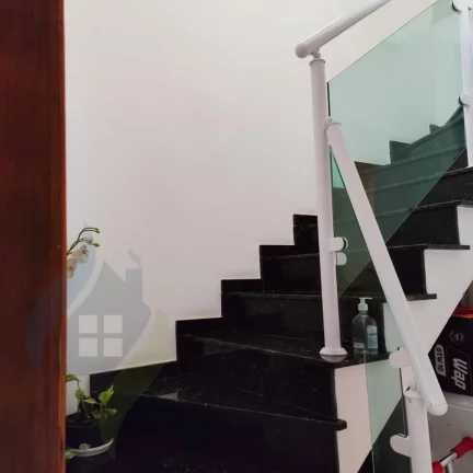 Imagem Casa de 3 dormitórios sendo 1 suíte, 3 banheiros, 2 vagas, com 120m² em dos Casa, São Bernardo do Campo
