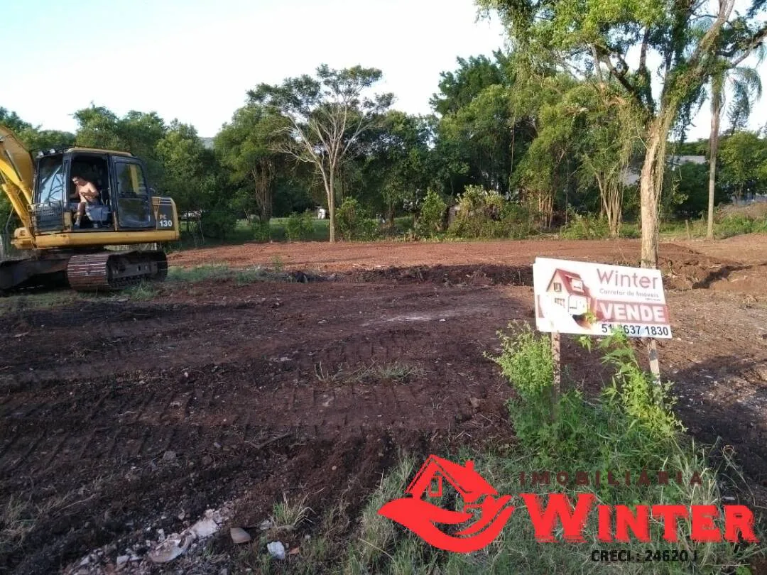 Imagem Linda área de terras própria para empreendimento.
