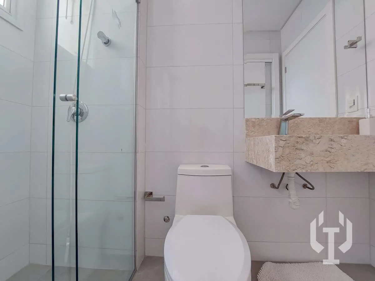 Imagem Apartamento de dois dormitórios com vista para o mar no Centro de Itapema