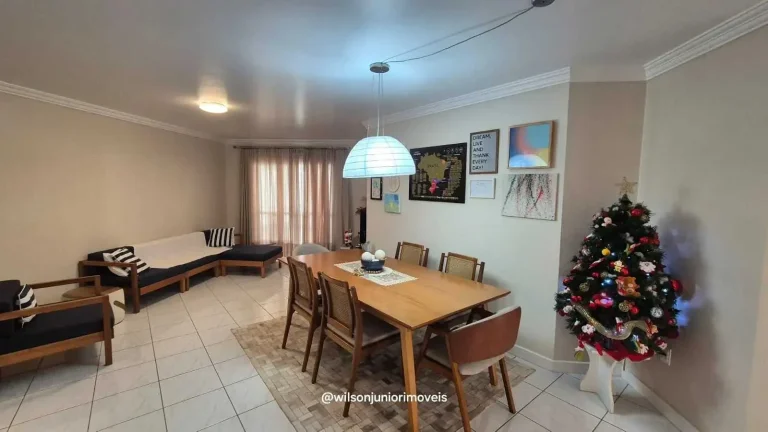Imagem Apartamento quadra mar com 3 dormitórios sendo 1 suíte e 1 vaga em Meia Praia - Itapema/SC