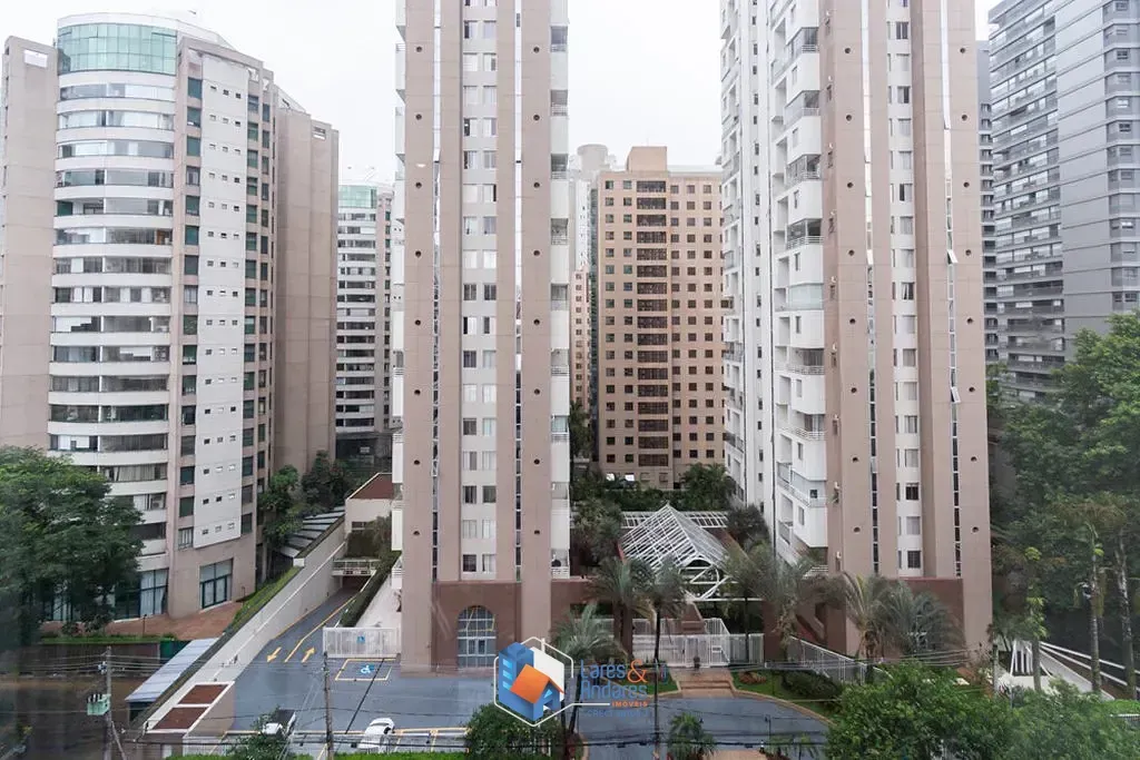 Imagem Apartamento à venda 3 Quartos 3 Suites 3 Vagas 204M² Moema São Paulo - SP