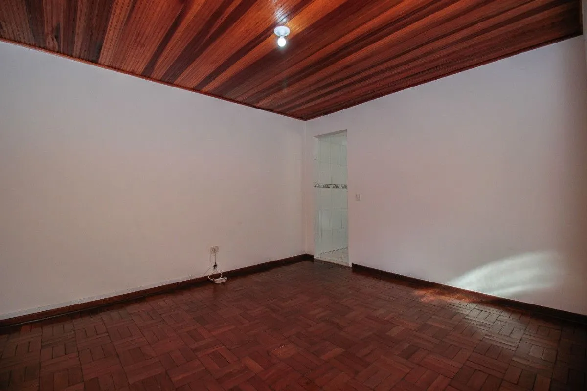 Imagem Casa com 2 dormitórios ( quartos) Butantã ( Rio Pequeno), Cozinha e Área de Serviço espaçosas, 1 vaga de garagem