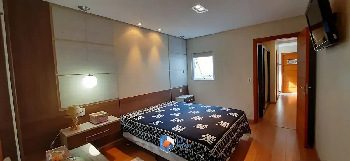 Imagem Sobrado para venda em Freguesia do Ó com 3 quartos, sendo 1 suíte, 366m²