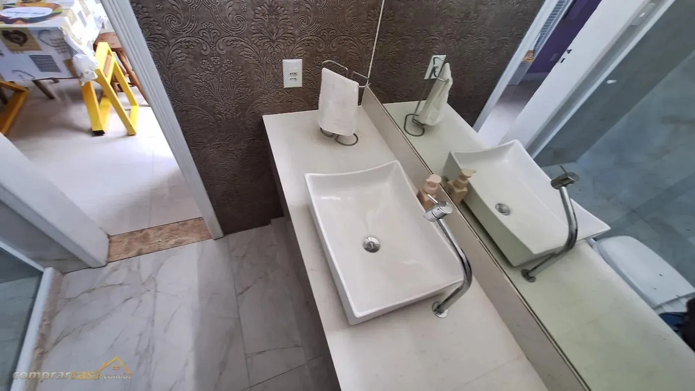 Imagem Apartamento para Venda em Cabo Frio / RJ no bairro Centro