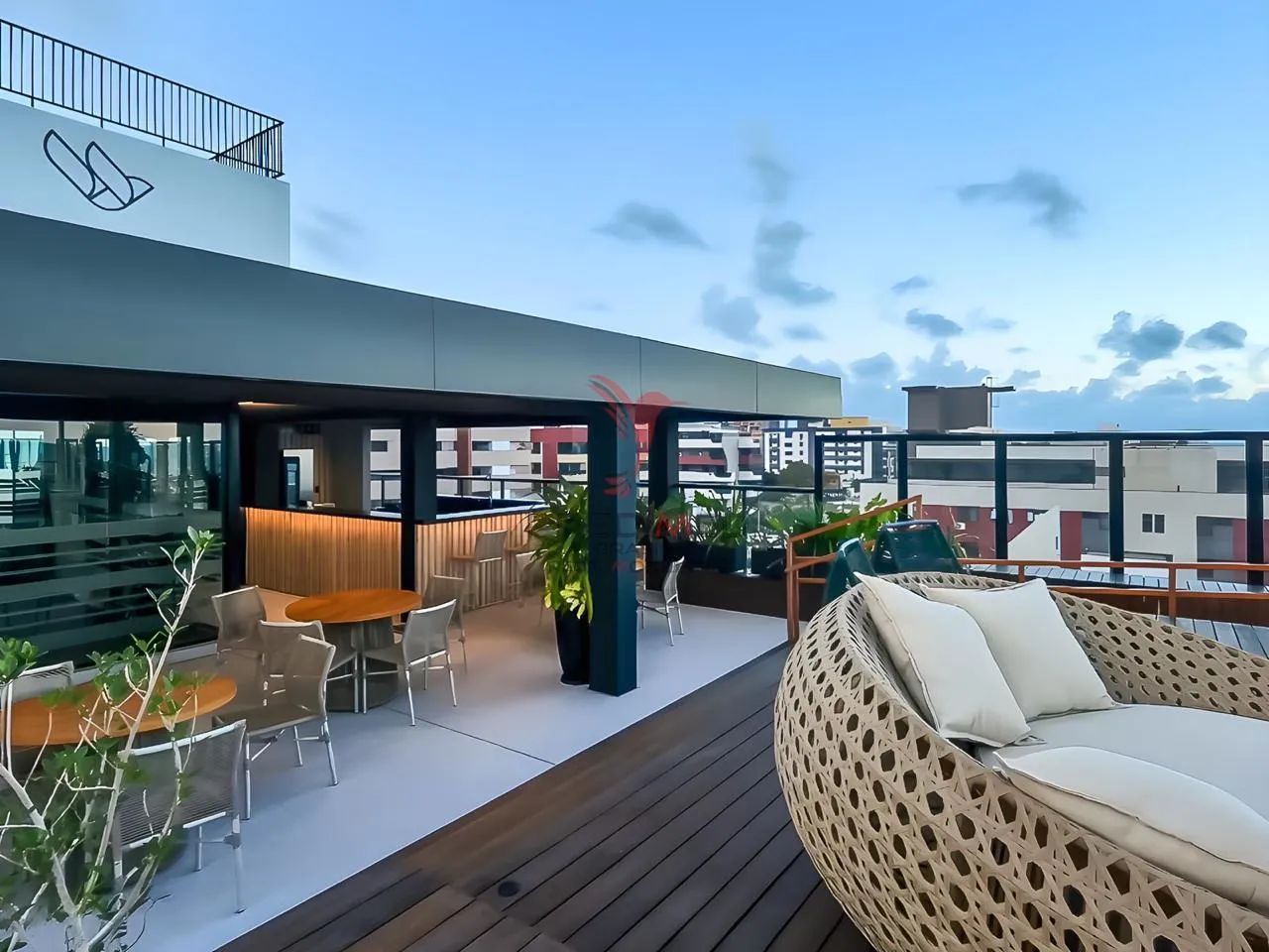 Imagem Flat Mobilado e decorado. Pé na Areia Jardim Oceania/Bessa