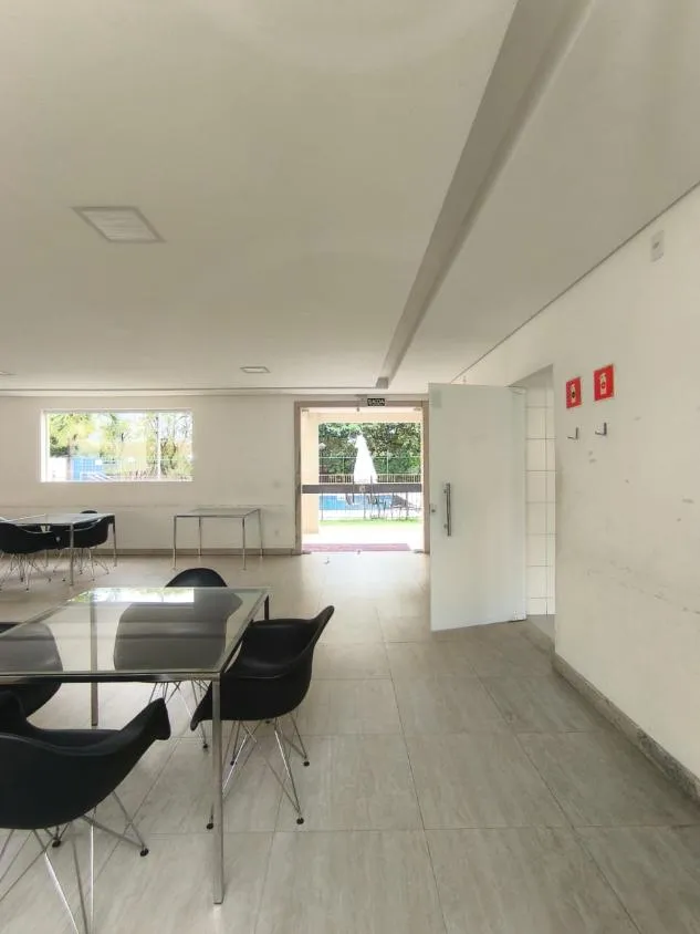 Imagem Apartamento com 2 quartos em Pirajá