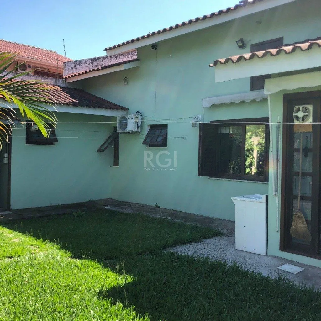 Imagem Casa para Venda - 180.19m², 3 dormitórios, sendo 1 suites, 2 vagas - Camobi