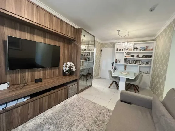Imagem Apartamento com 2 dormitórios sendo 1 suíte e 1 vaga de garagem em Florianópolis/SC