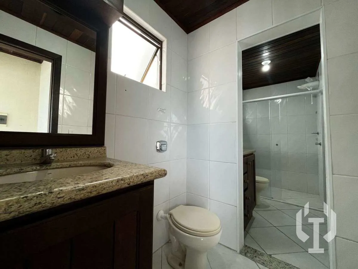 Imagem Cobertura Duplex Frente Mar Pronta para Morar em Meia Praia Itapema