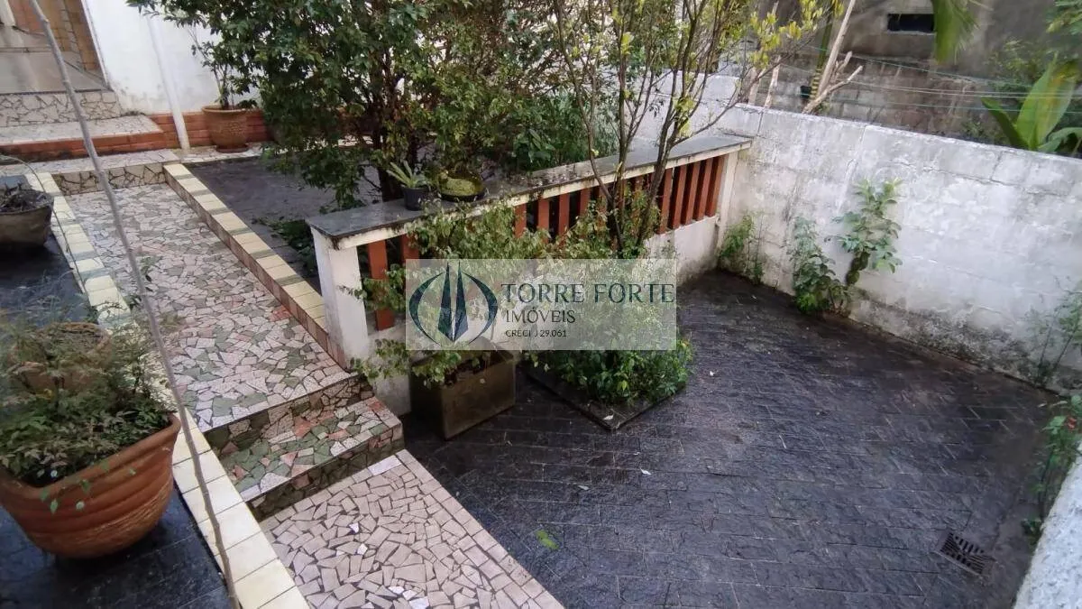 Imagem Casa sobrado de 320m², com 3 dormitórios, ao lado do Metrô Penha