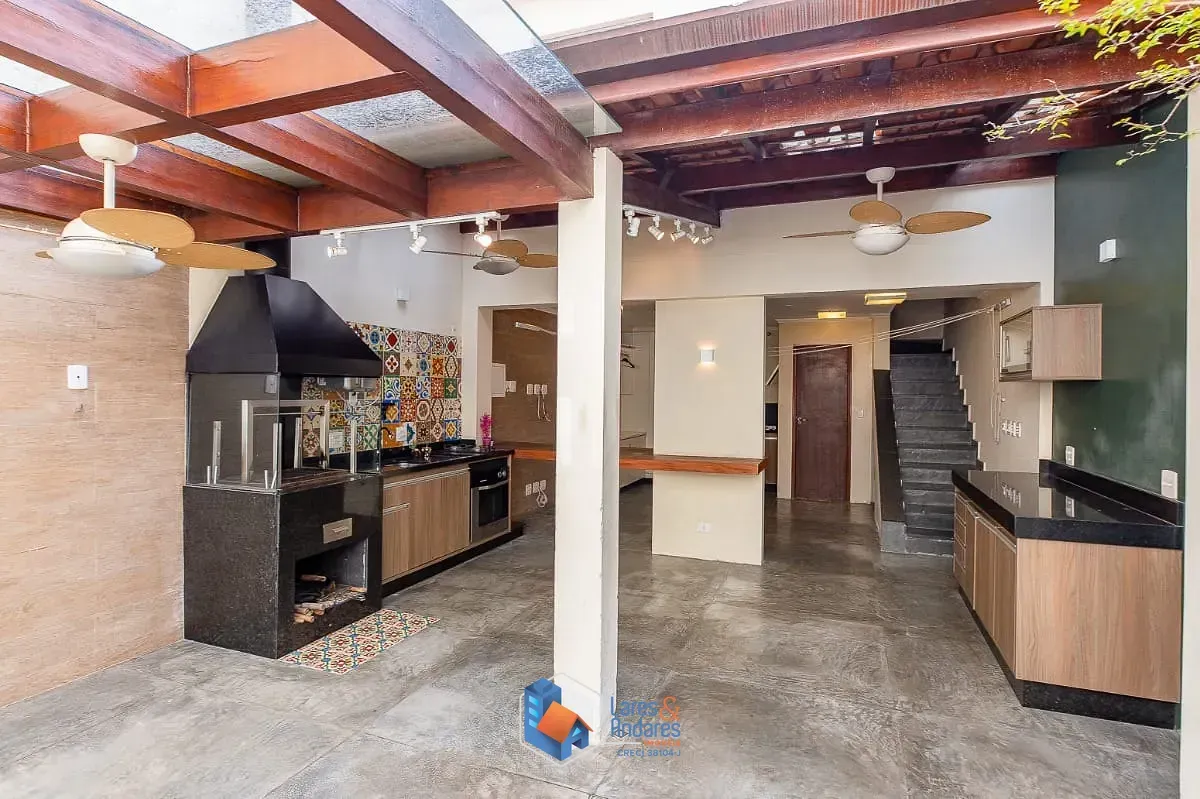 Imagem Casa para venda em Jardim Aeroporto com 2 quartos, sendo 2 suítes, 136m²