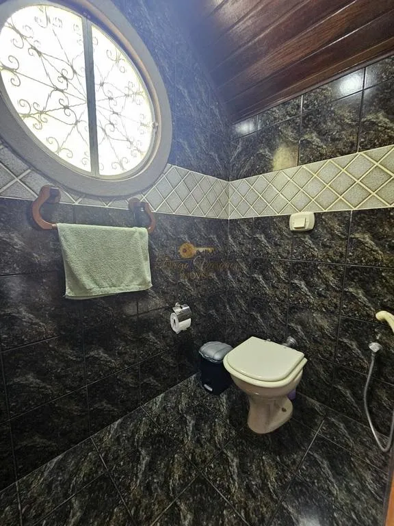 Imagem Casa para Venda em Teresópolis / RJ no bairro Cascata do Imbuí
