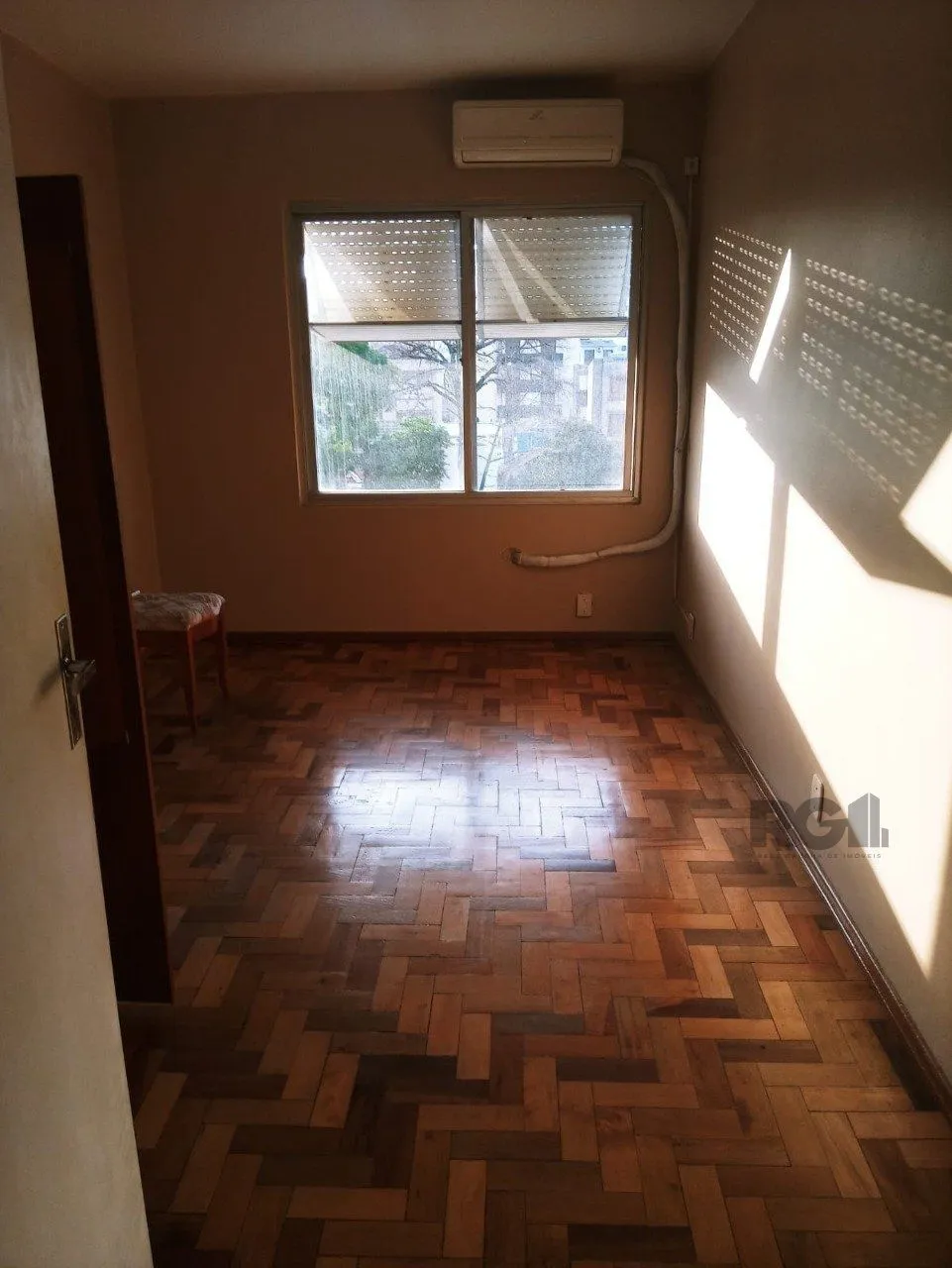 Imagem Apartamento 2 quartos, 2 banheiros e garagem na Cidade Baixa.