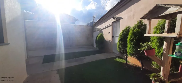 Imagem CASA RESIDENCIAL em POÇOS DE CALDAS - MG, JARDIM CAMPOS ELÍSIOS