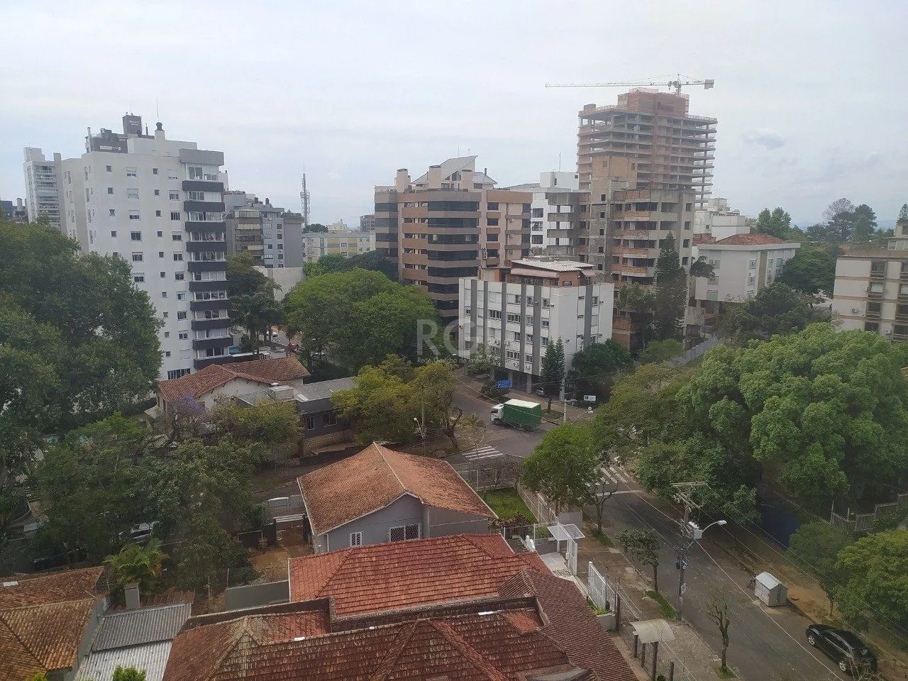 Imagem Apartamento para Venda - 119.65m², 3 dormitórios, sendo 1 suites, 2 vagas - Petrópolis