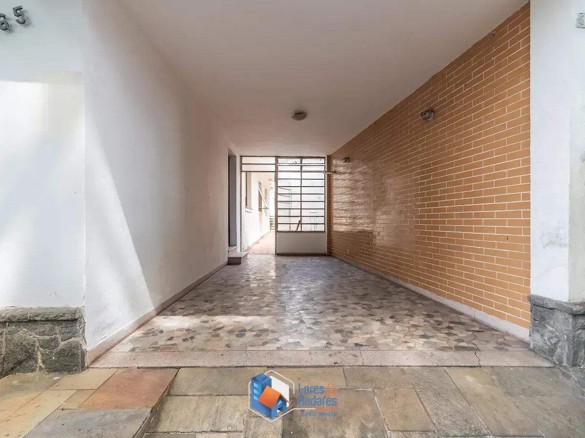 Imagem Casa para venda em Lapa com 6 quartos, sendo 2 suítes, 132m²