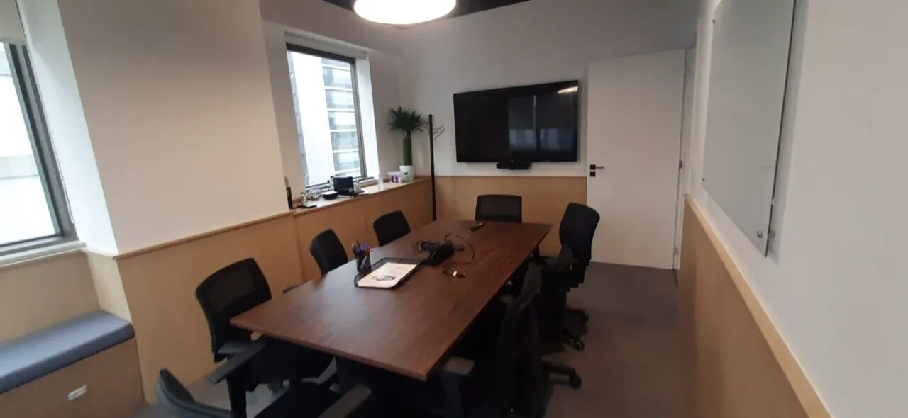 Imagem Escritório Corporativo de 116m² Pronto para Uso no Edifício Parque.