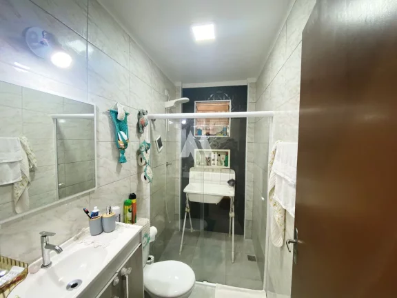 Imagem Apartamento com 1 dormitório á venda em São Vicente