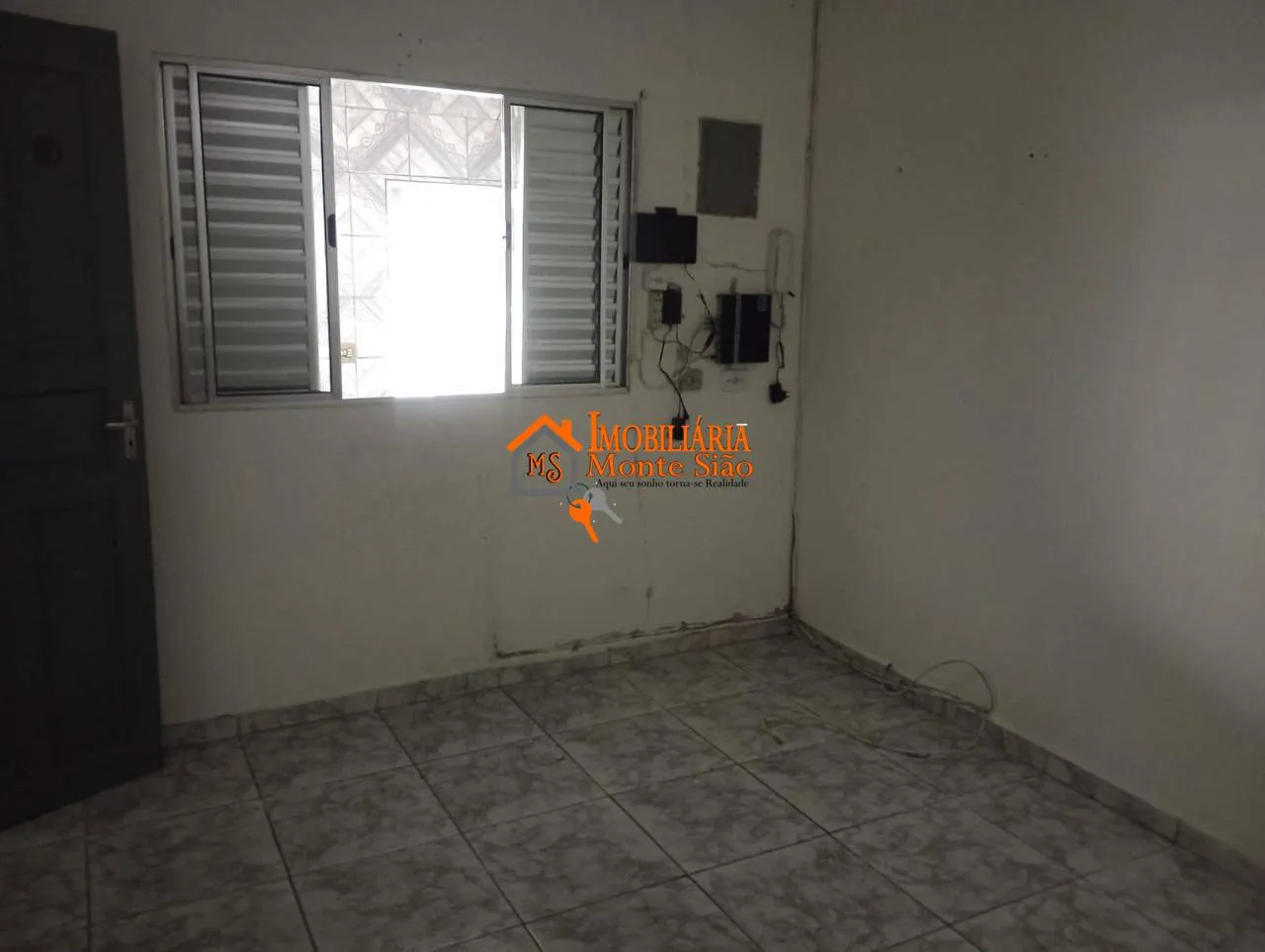 Imagem Casa com 2 dormitórios à venda, 250 m² por R$ 310.000 - Jardim Fortaleza - Guarulhos/SP