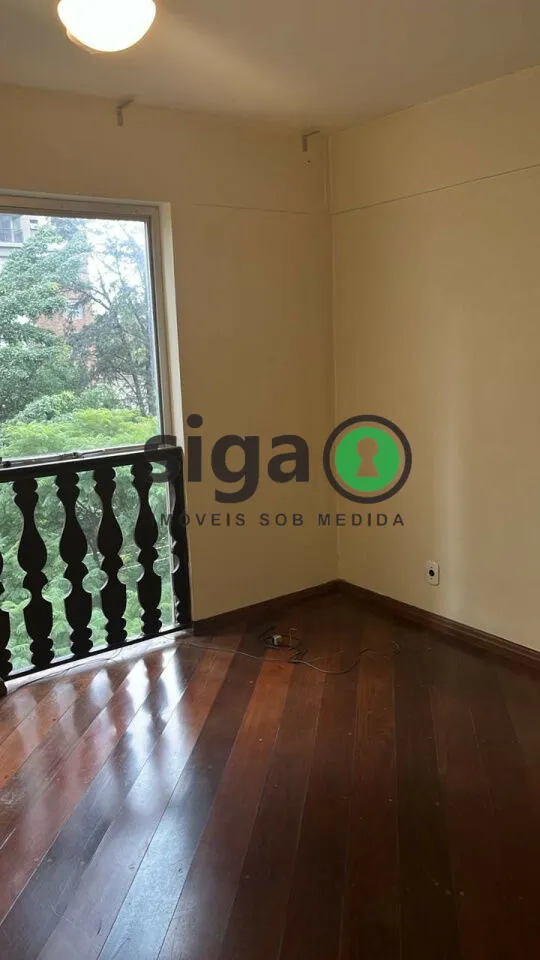 Imagem Apartamento com 3 dormitórios e 2 vagas no Edifício Coronet I e II.