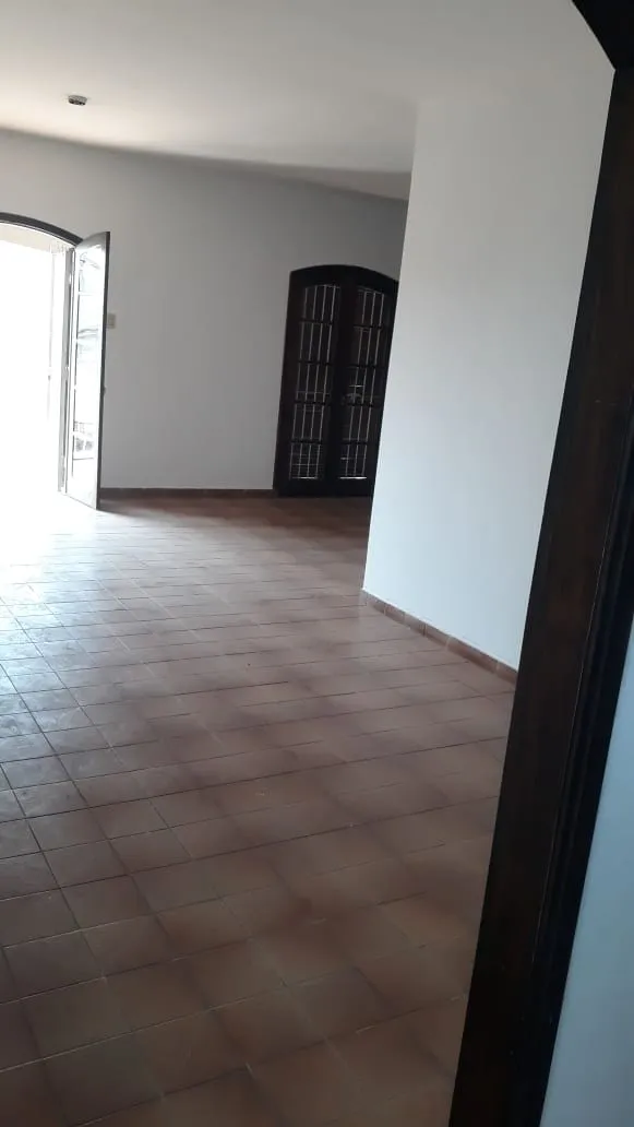 Imagem Casa à venda 4 Quartos, 1 Suite, 2 Vagas, 304.5M², Vila Resende, Caçapava - SP