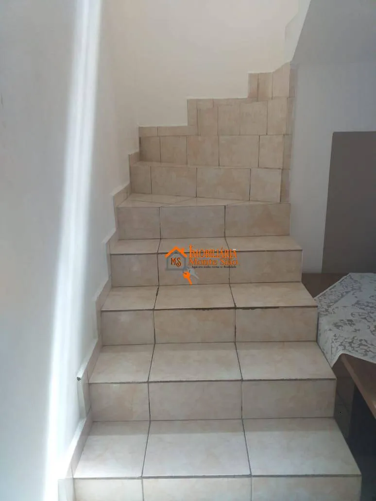 Imagem Sobrado com 3 dormitórios à venda, 300 m² por R$ 530.000,00 - Jardim Paraventi - Guarulhos/SP