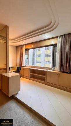 Imagem Apartamento Amplo na Avenida Angélica, 4 dormitórios (2 SUÍTES), possui Hidro e closet. Edifício com 2 Vagas de Garagem