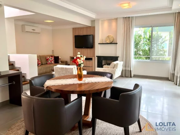 Imagem Casa com 2 suítes à venda em Condomínio em Santo Amaro da Imperatriz