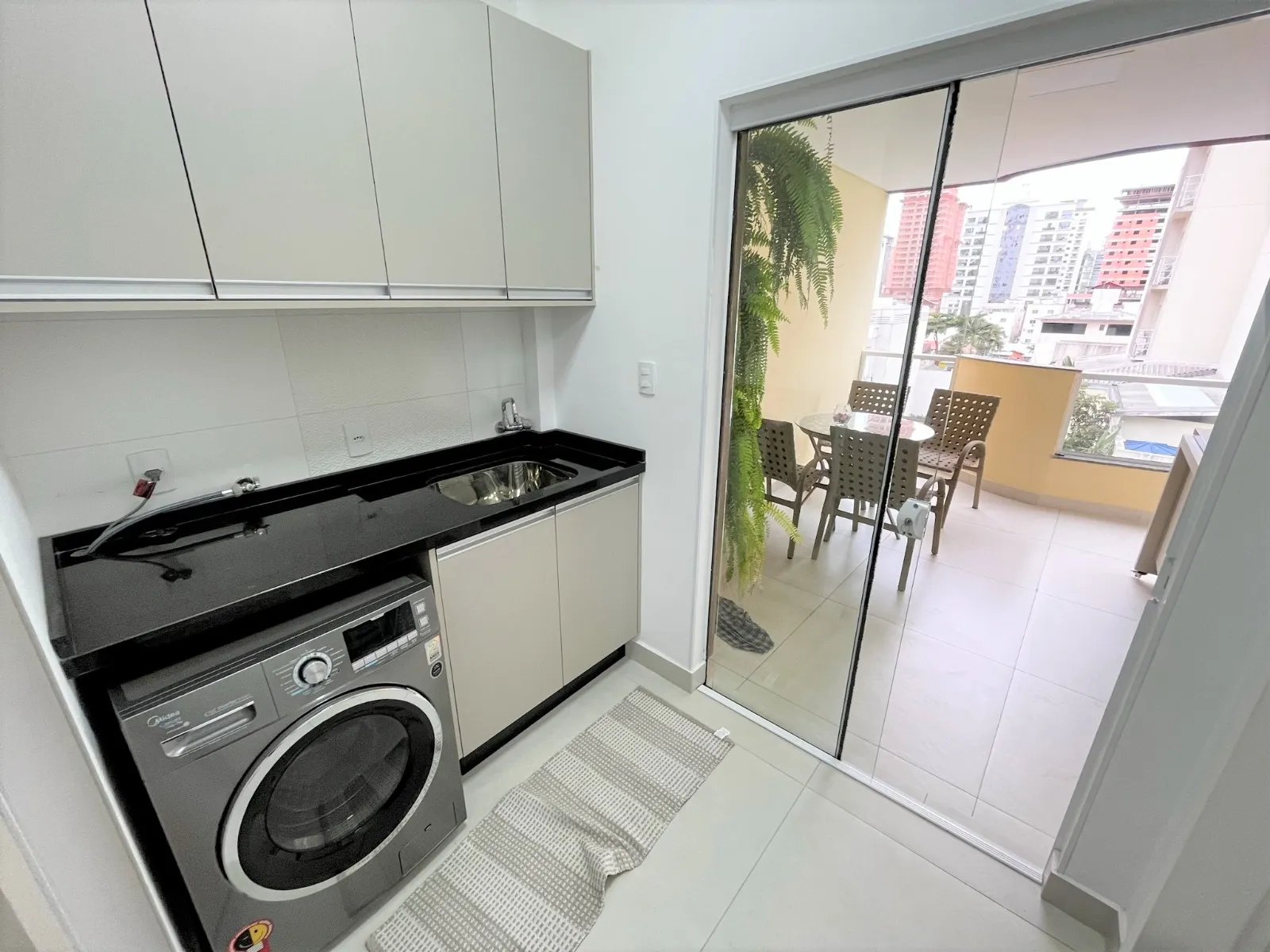 Imagem Apartamento à venda com 165m2 por R$ 1.748.107,00