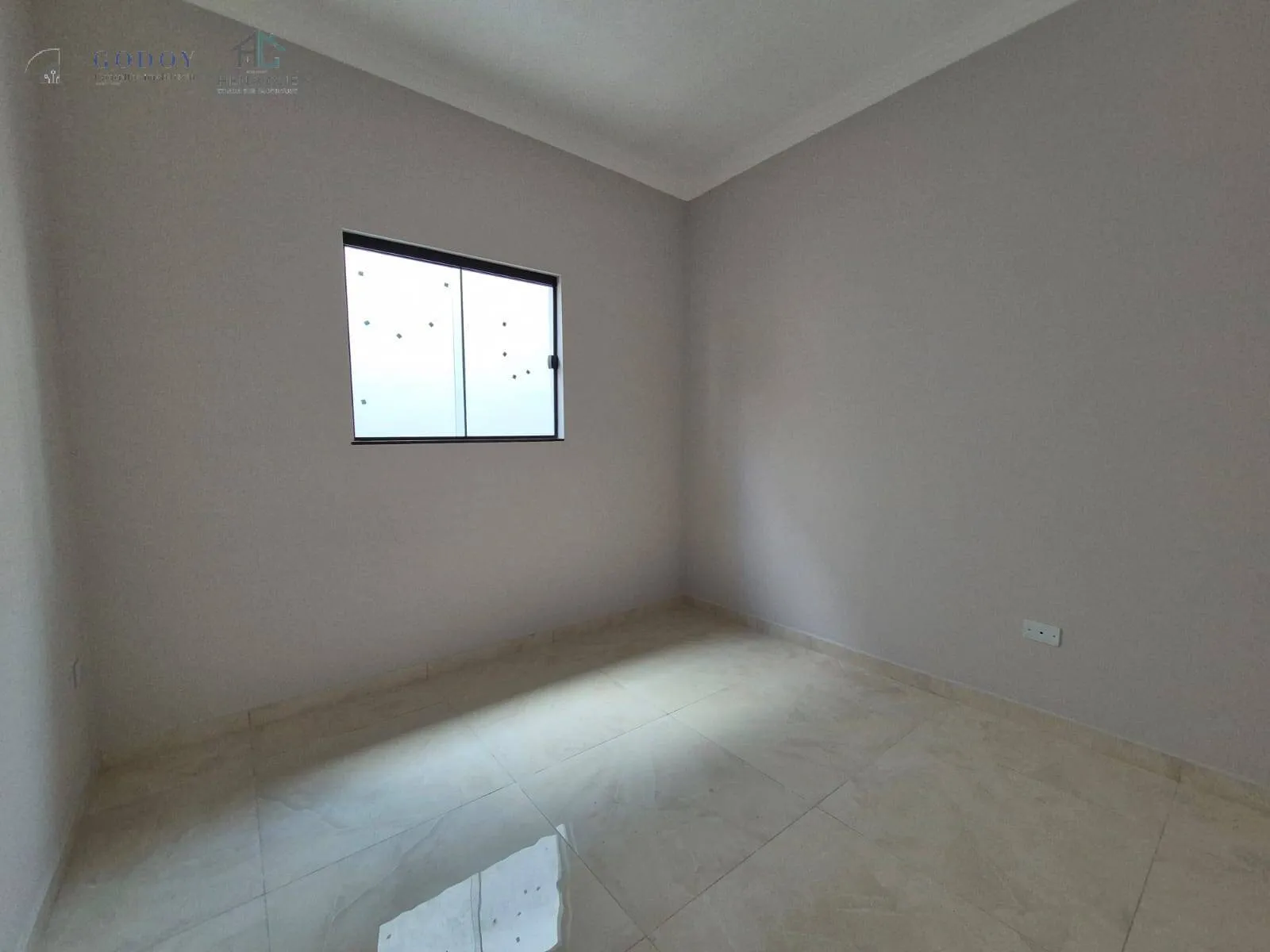 Imagem Conforto e Estilo: Casa Térrea com Piscina no Flamboyant