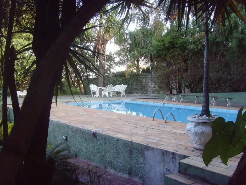 Imagem Casa de luxo no Condomínio Colina dos Coqueiros em Valinhos-SP: 5 quartos, 5 suítes, 4 salas, 5 banheiros, 6 vagas, 750m².