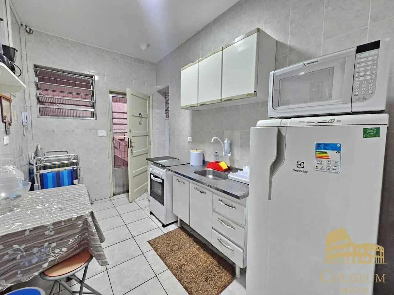Imagem Kitnet com 1 dormitório para alugar, 32 m² por R$ 1.600,00/mês - Boqueirão - Praia Grande/SP