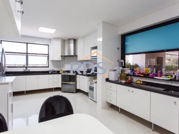 Imagem Vende lindo Apartamento de 640m² em Moema.