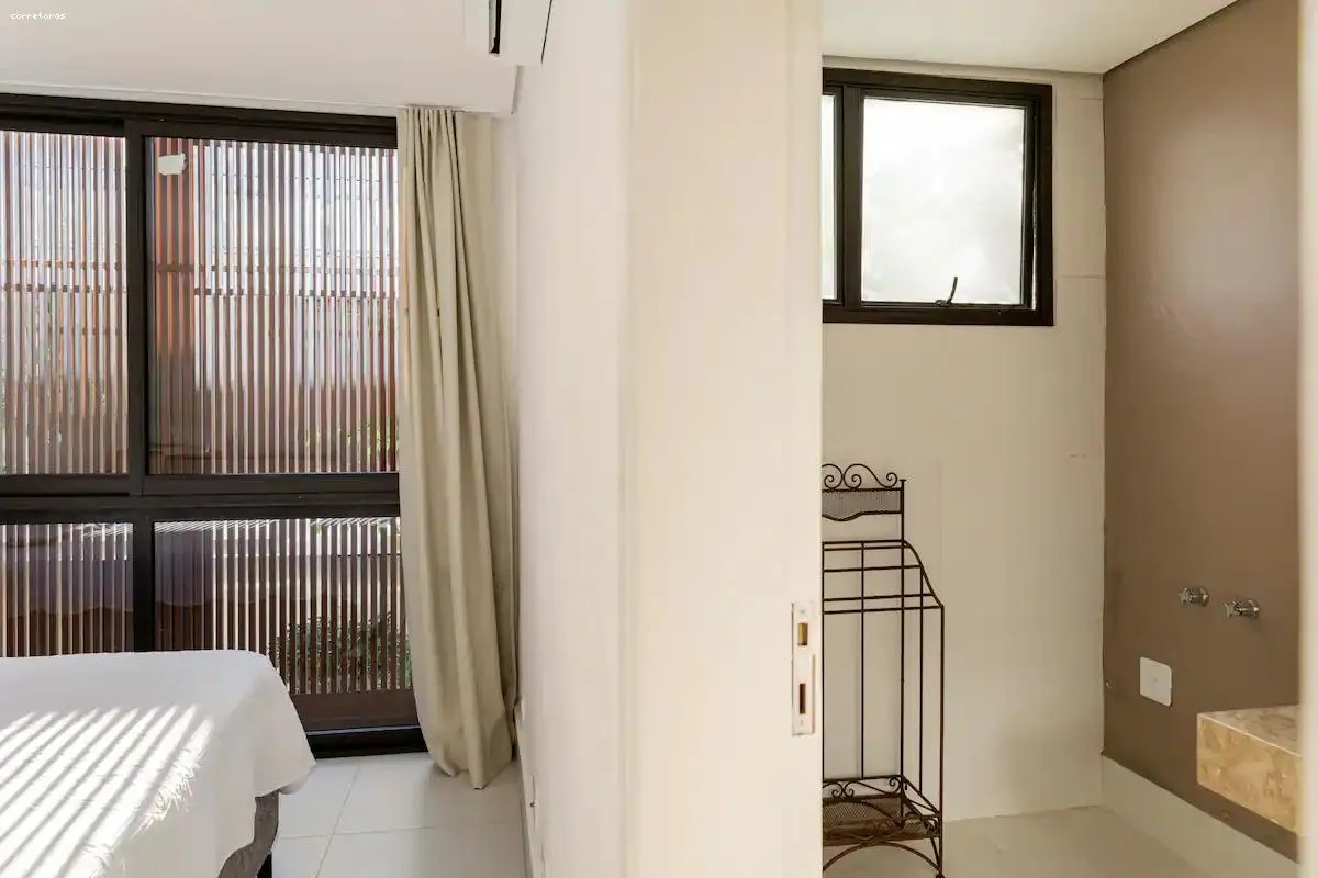 Imagem Casa em Condomínio para Venda em São Sebastião, Camburi, 5 dormitórios, 3 suítes, 5 banheiros, 3 vagas