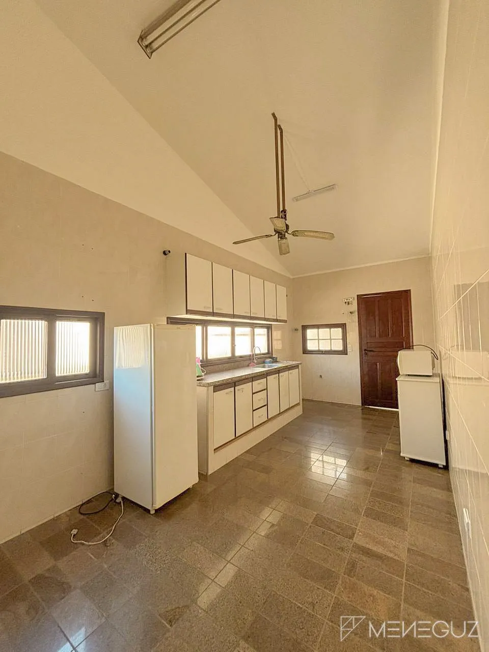 Imagem OPORTUNIDADE CASA PERTINHO DO MAR DAS 3 PRAIAS EM GUARAPARI