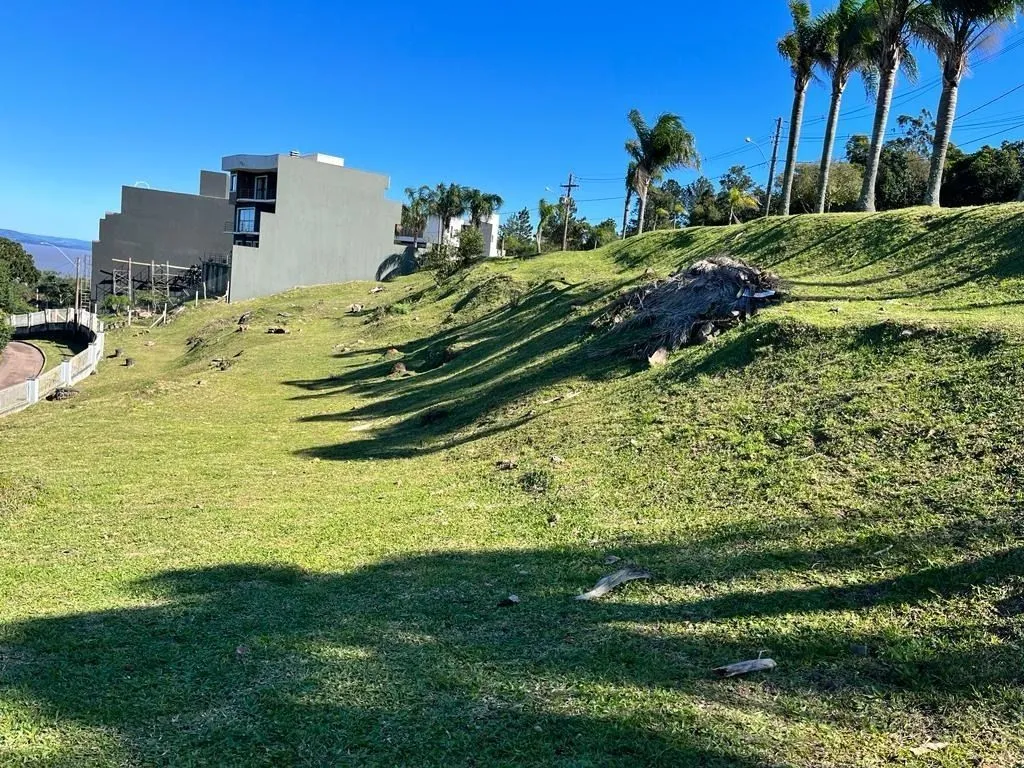 Imagem Terreno com 400 m² no bairro Aberta dos Morros